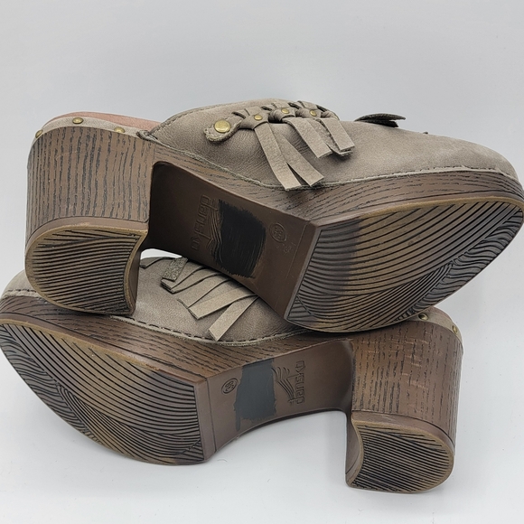 Dansko Deni Clog Mule Size 38 (US 8).  #1338 - Picture 3 of 10